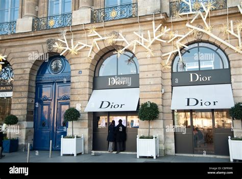 dior store locations near me.